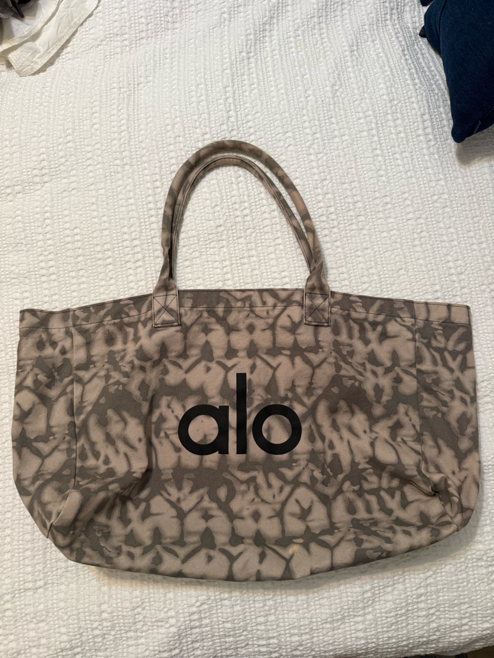 ALO Yoga Gray Tie Dye Canvas Cotton Tote Bag Large Travel & Gym Carry On